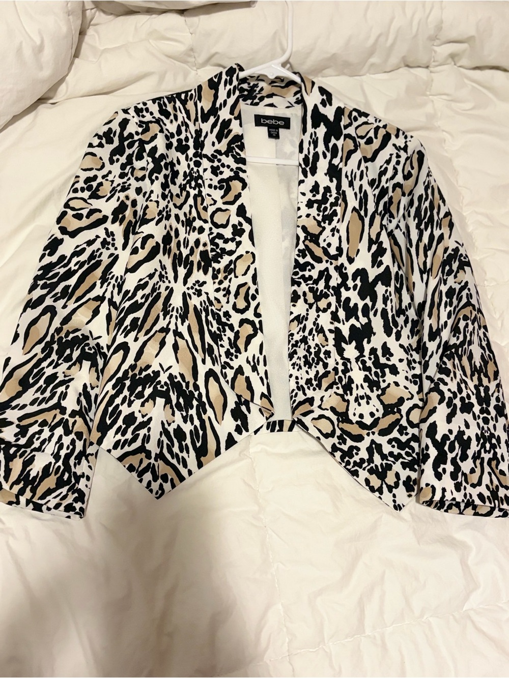 bebe Leopard-Print Cropped Open Blazer in White, Beige & Black